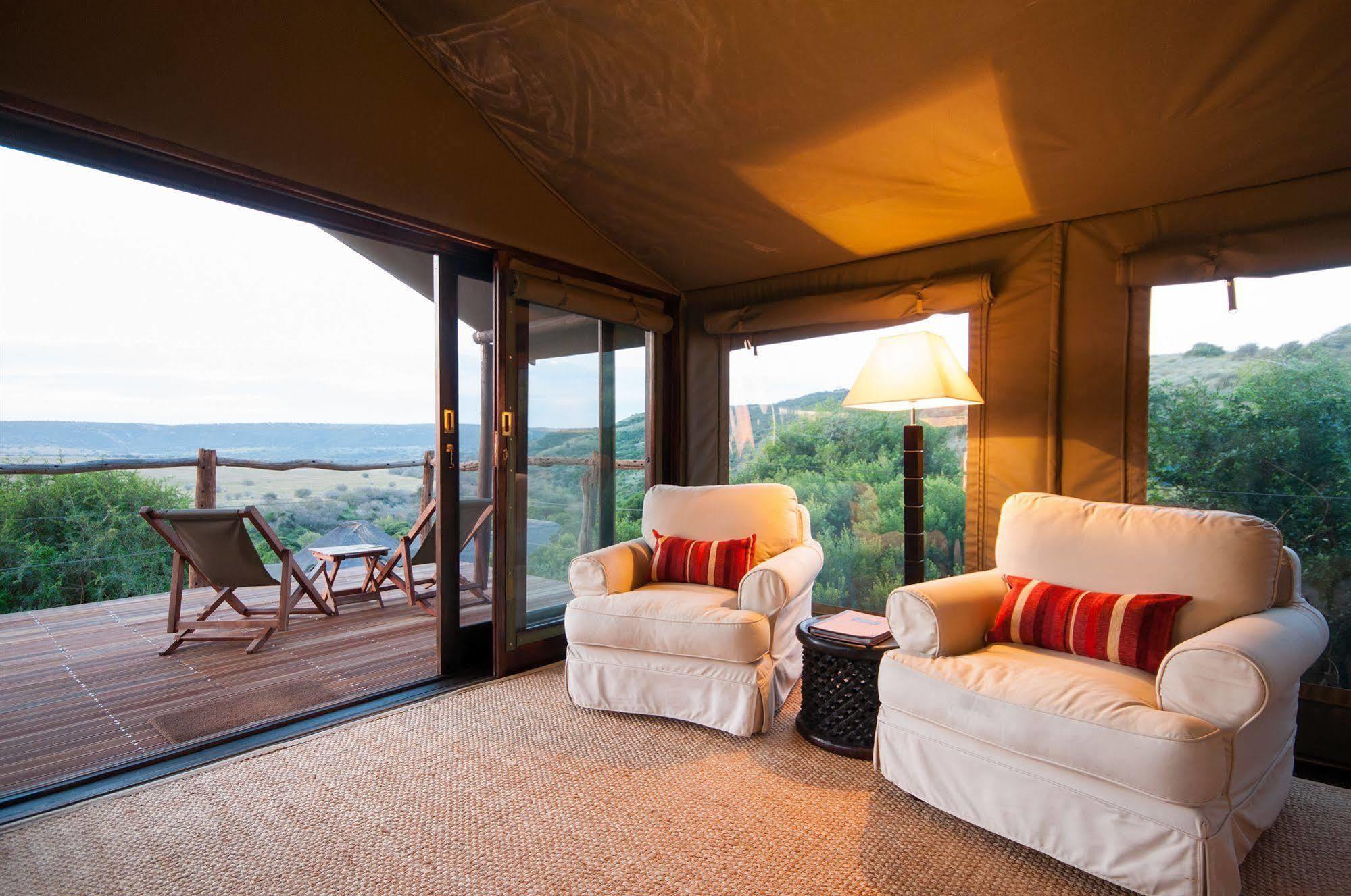 Hillsnek Safari Camp - Réserve animalière d'Amakhala Extérieur photo